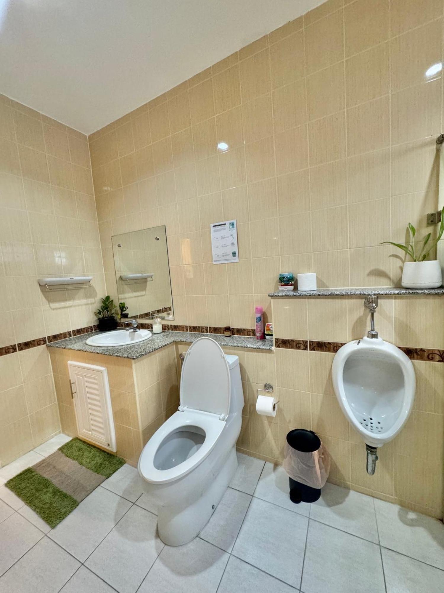 Pinklao Traveler'S House Apartment Bangkok Bagian luar foto